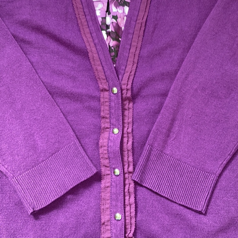White House Black Market Purple Sweater – Size M - FREE SHIPPING! - Picture 3 of 5